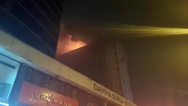 Bursa'da İş Hanında Yangın!
