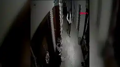 Bursa Kestel'de Ayakkabı Hırsızlığı! Güvenlik Kamerası Her Şeyi Kaydetti