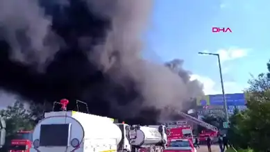 Bursa'da Otomotiv Yağ Bayisi Yandı: 4 Saatlik Mücadele