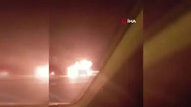 Bursa'da Araç Yanarak Küle Döndü