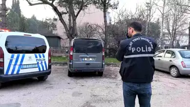 İnegöl'de Park Halindeki Kamyonet Kurşunlandı!