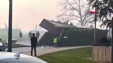 İnegöl'de Suntalı TIR Devrildi, Trafik Kilitlendi!