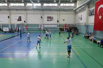 Veteran Voleybol Turnuvası Sonuçlandı