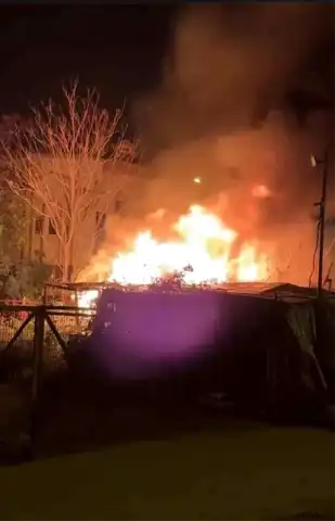 Depo Yangını Bursa'da Söndürüldü