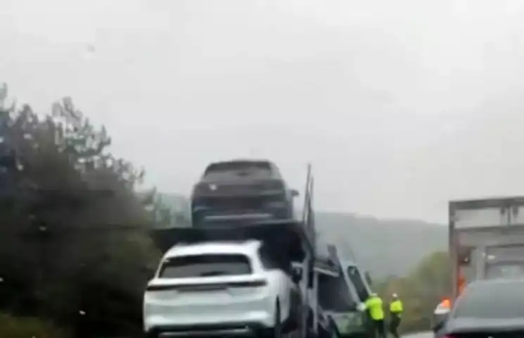 Yağışlı Hava Kazasına Neden Oldu